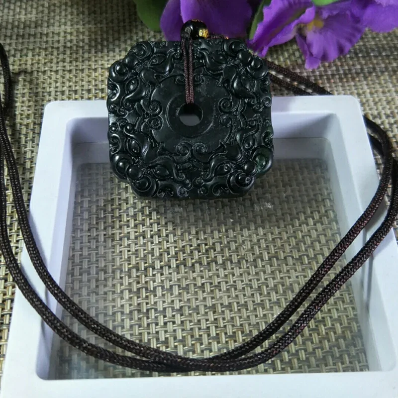 

Natural Black-Green Jade Pi Xiu Jade Pendant Jewelry Lucky Exorcise Evil Spirits Safety Amulet Pendants Jade Fine Jewelry