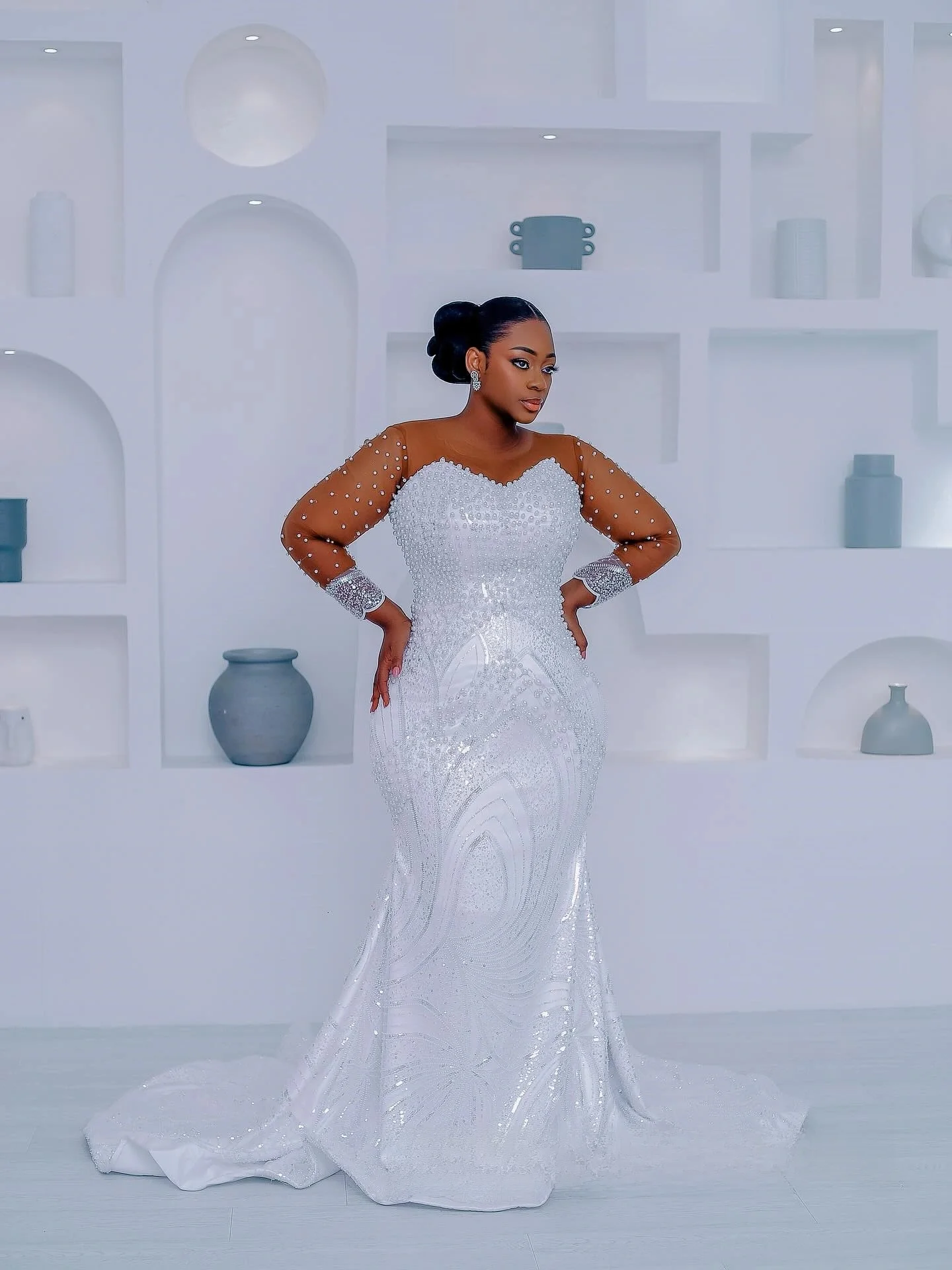 تخصيص شير الرقبة أفريقيا سباركلي اللؤلؤ الترتر فستان الزفاف Vestido De Noiva طويلة الأكمام متواضعة زي العرائس