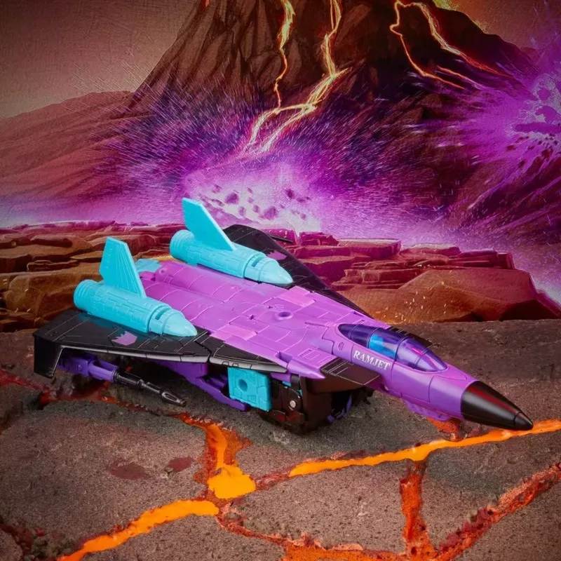 

Original Hasbro Transformers Toys Generations Selects G2 WFC-GS24 Ramjet Voyager V-class Anime Figure Toy Collection Model