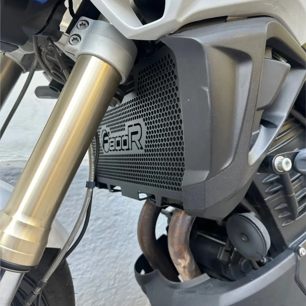 Radiator Grille Guard Protector Cover Grill Protection Radiator Guard For BMW F800R F800 R F 800R F 800 R 2005-2006-2017 2018