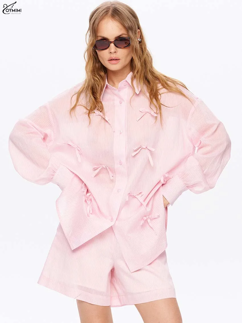 ชุดเซ็ตสองชิ้นสำหรับผู้หญิง Oymimi สีชมพูอ่อน ผ้าฝ้าย ดีไซน์ทันสมัย เสื้อเชิ้ตแขนยาวติดกระดุมผูกเชือก และกางเกงขาสั้นเอวกลางมีกระเป๋า