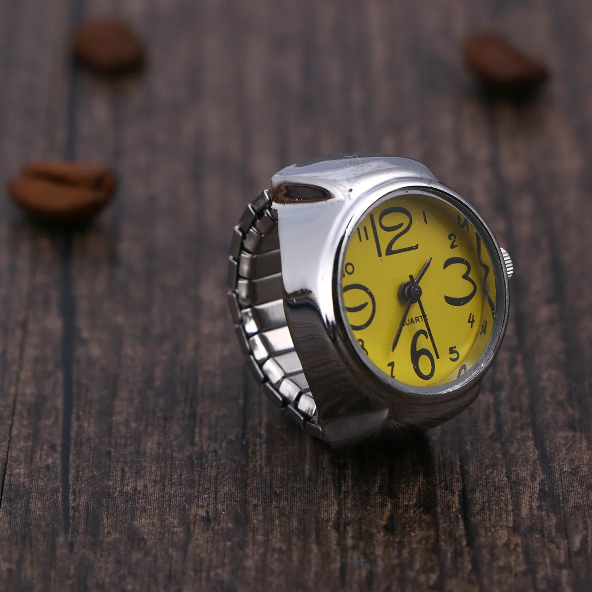 

Unisex Quartz Ring Watch Yellow Stainless Steel Elastic Finger Watch Stylish Minimalist Gift for Couples Men Women Casual