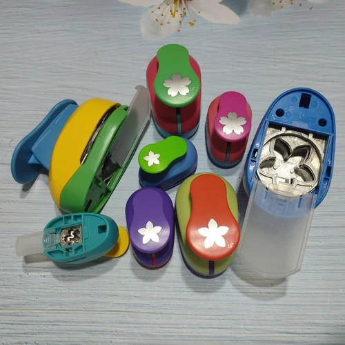 Imagen 2 del producto 49mm 37mm 2,5 cm 1,6 cm Sakura pétalo artesanía perforadora Scrapbooking escuela perforadora de papel EVA herramienta de corte cortador DIY para niños