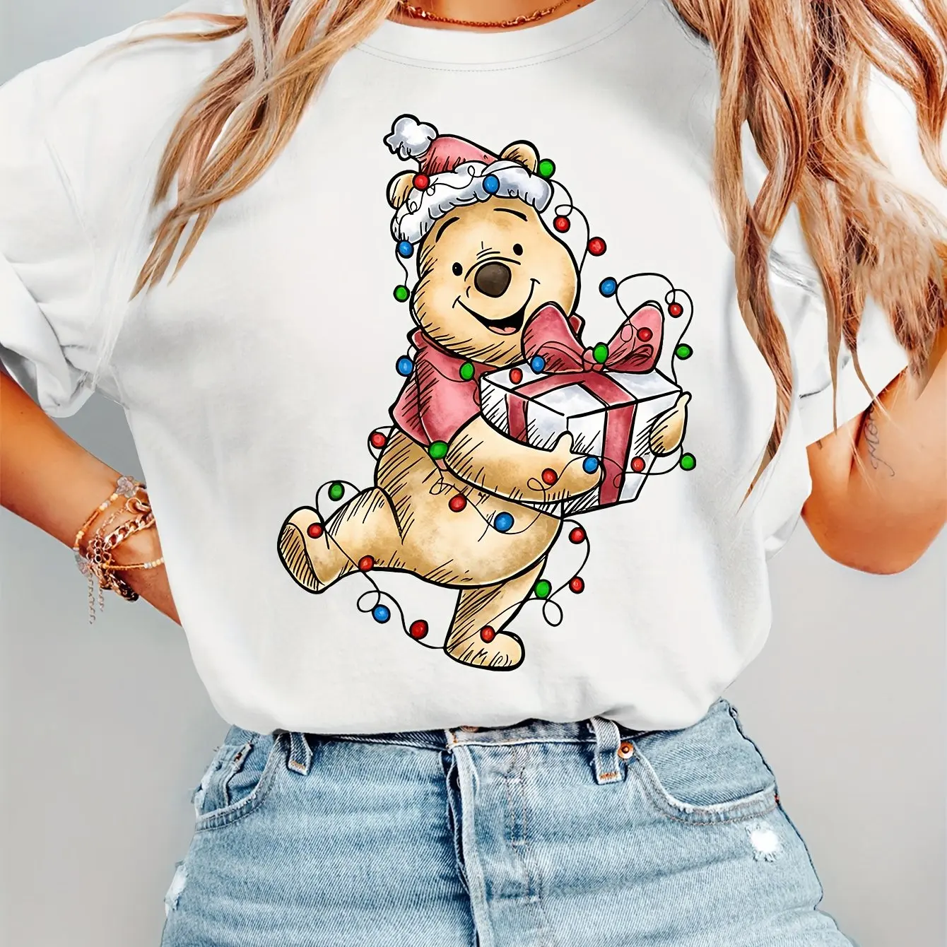 

Disney Winnie The Pooh Christmas Gift Printed T-shirt Fashion Casual Everyday Joker Top Fabric Comfortable and Soft.