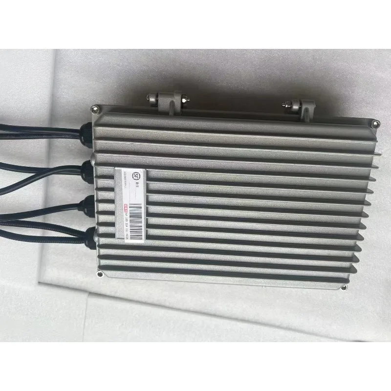Five-Link Folding Crane Remote Controller Rechargeable Battery 100m Control Distance High Strength Engineering Plastics