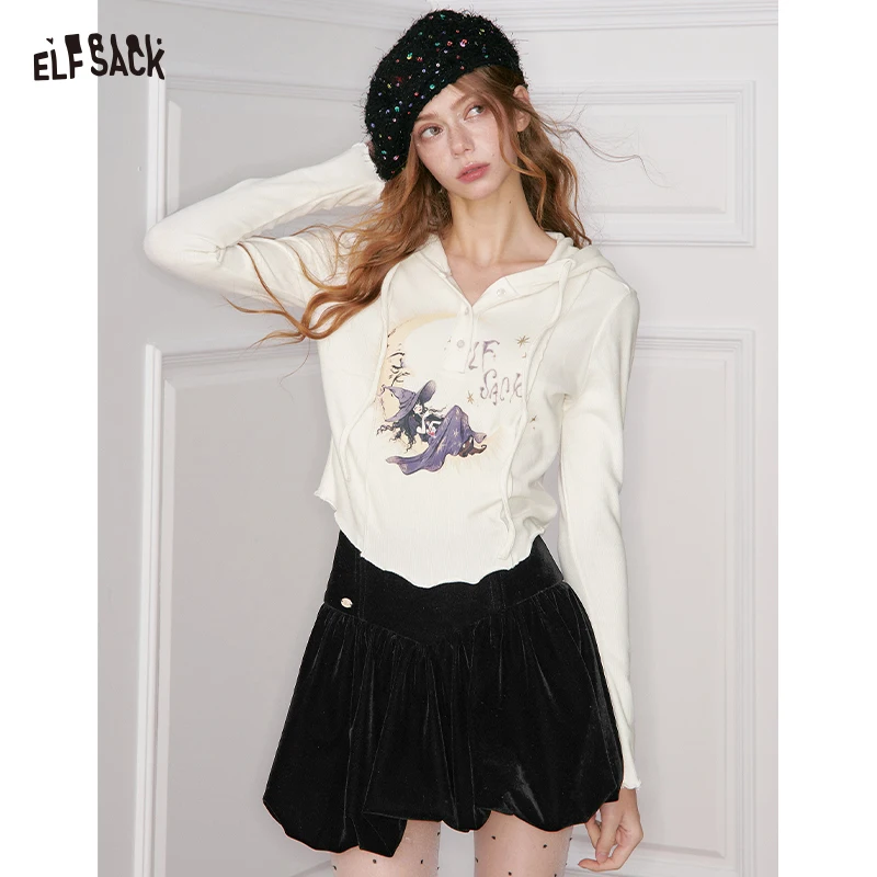 ELFSACK Women's Y2K Cropped Hooded Long Sleeve Top with Moon Witch Graphic Print, Wavy Hem Knit Tee for Daily Casual Outfits