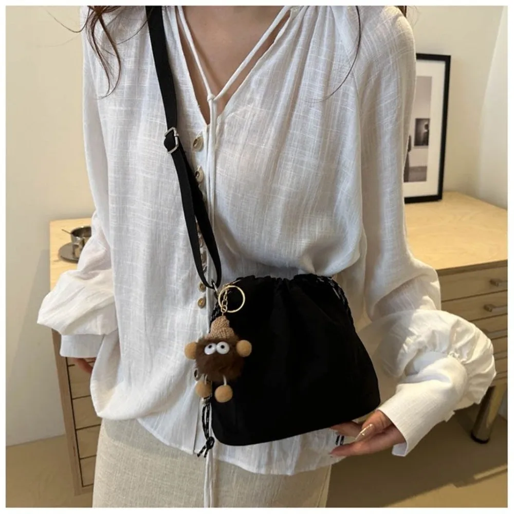 Bolso bandolera de nailon tipo cubo con cordón ajustable unisex - imagen 5