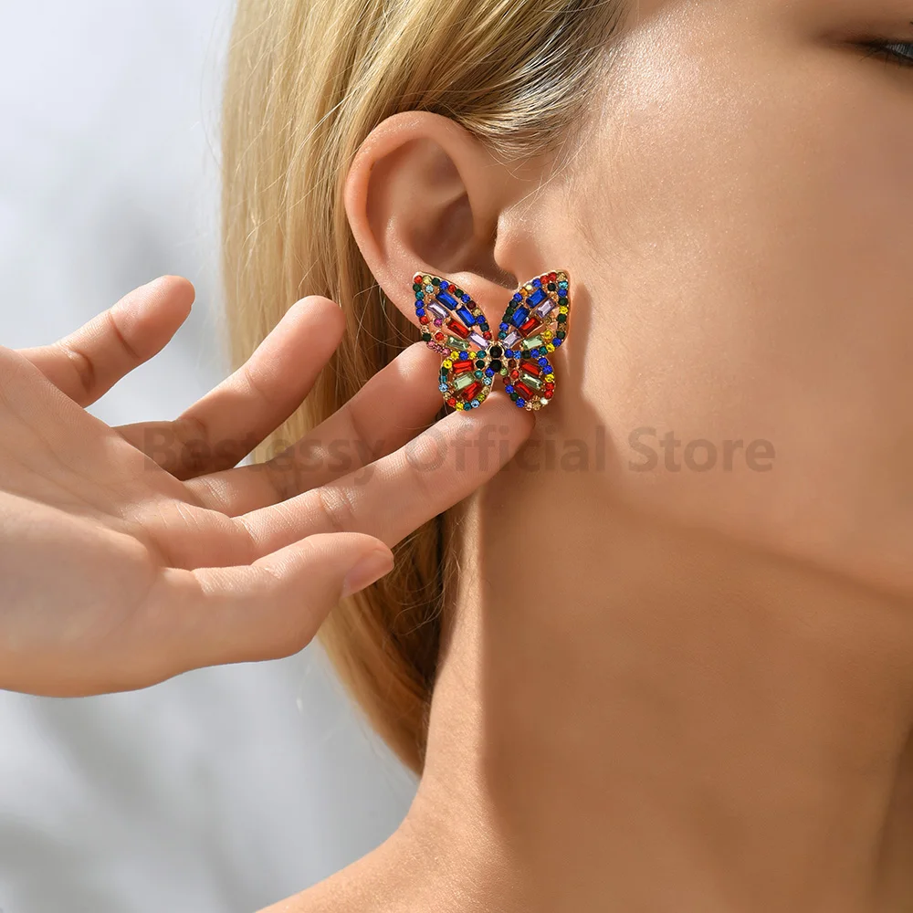 Elegant Luxury Butterfly Design Earrings Women Korean Fashion Colorful Crystal Ear Piercing Studs Cute Fairy Temperament Jewelry