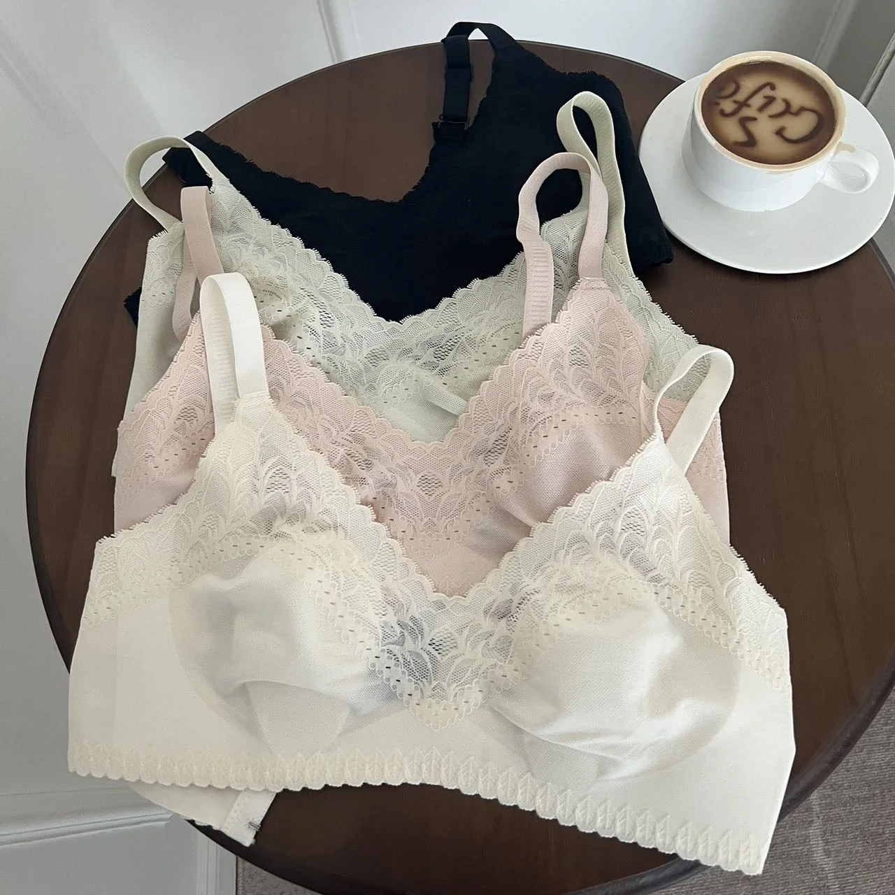 

Sexy Ultra-thin Lace Rabbit Ear Cup Intimates Women's Chest Gather Bra Without Steel Ring Solid Hollow Out Underwear Everyday