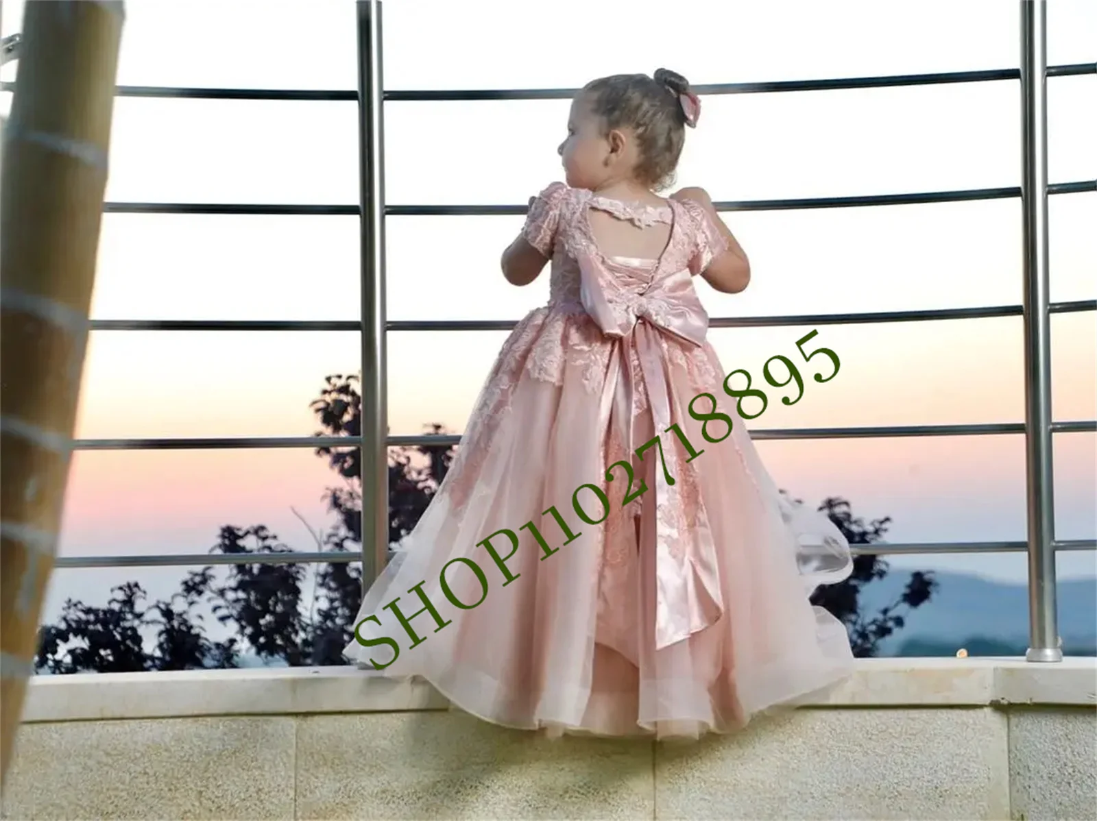 Pink Flower Girl Dress Top Lace Fluffy Tulle Skirt Fllral Appqulies Wedding Party MiniBride Princess Bridemaid Gowns