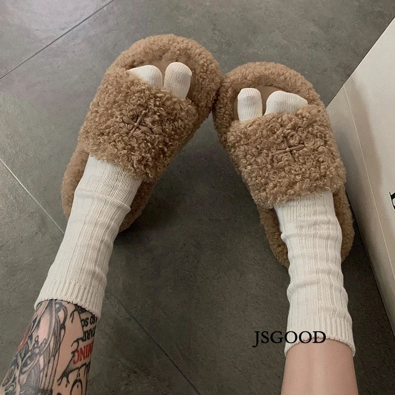 High Quality Cotton Women Two Toe Spring Autumn Winter Warm Socks Fashion Retro Striped Japanese Tabi Socks Thick Thread Needles