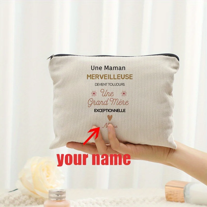 Personalized Floral Heart Design Women's Clutch Bag - Beige Polyester Zipper Purse with "Merci Maman" Appreciation Storage Bag view 3