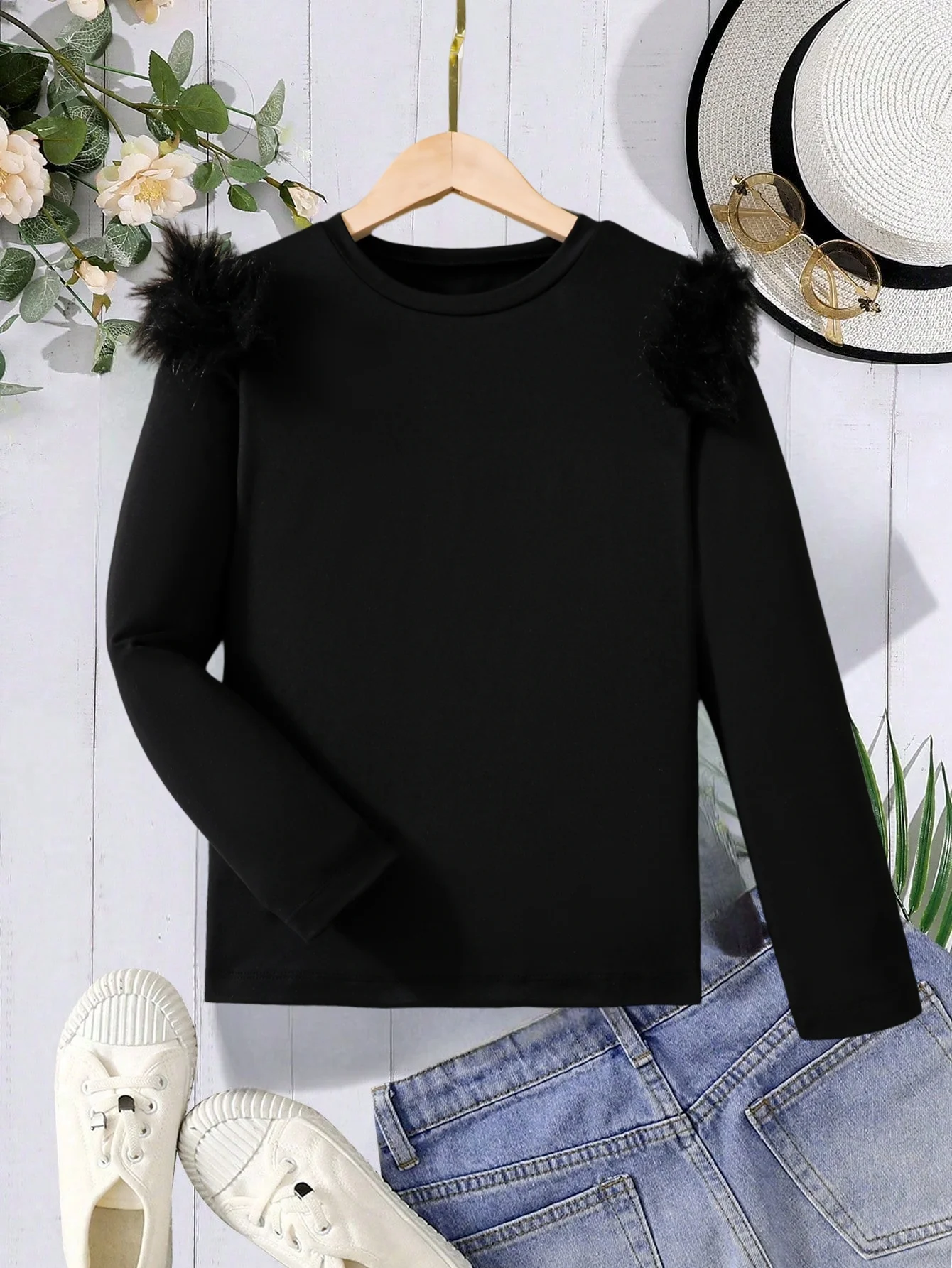 Girls Fashion Black Feather Sleeve Top - Simple Design, Unique Feather Decoration