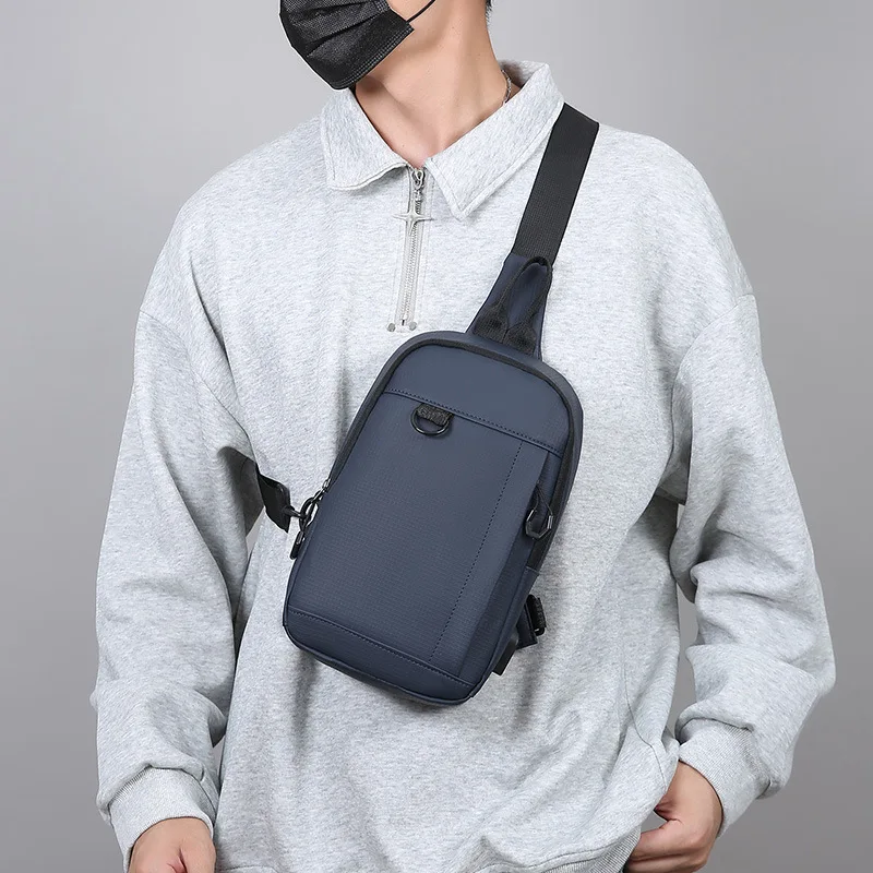 New Men's Chest Bag Large Capacity Outdoor Sports Crossbody Bag Multifunctional USB Business Travel Shoulder Bag