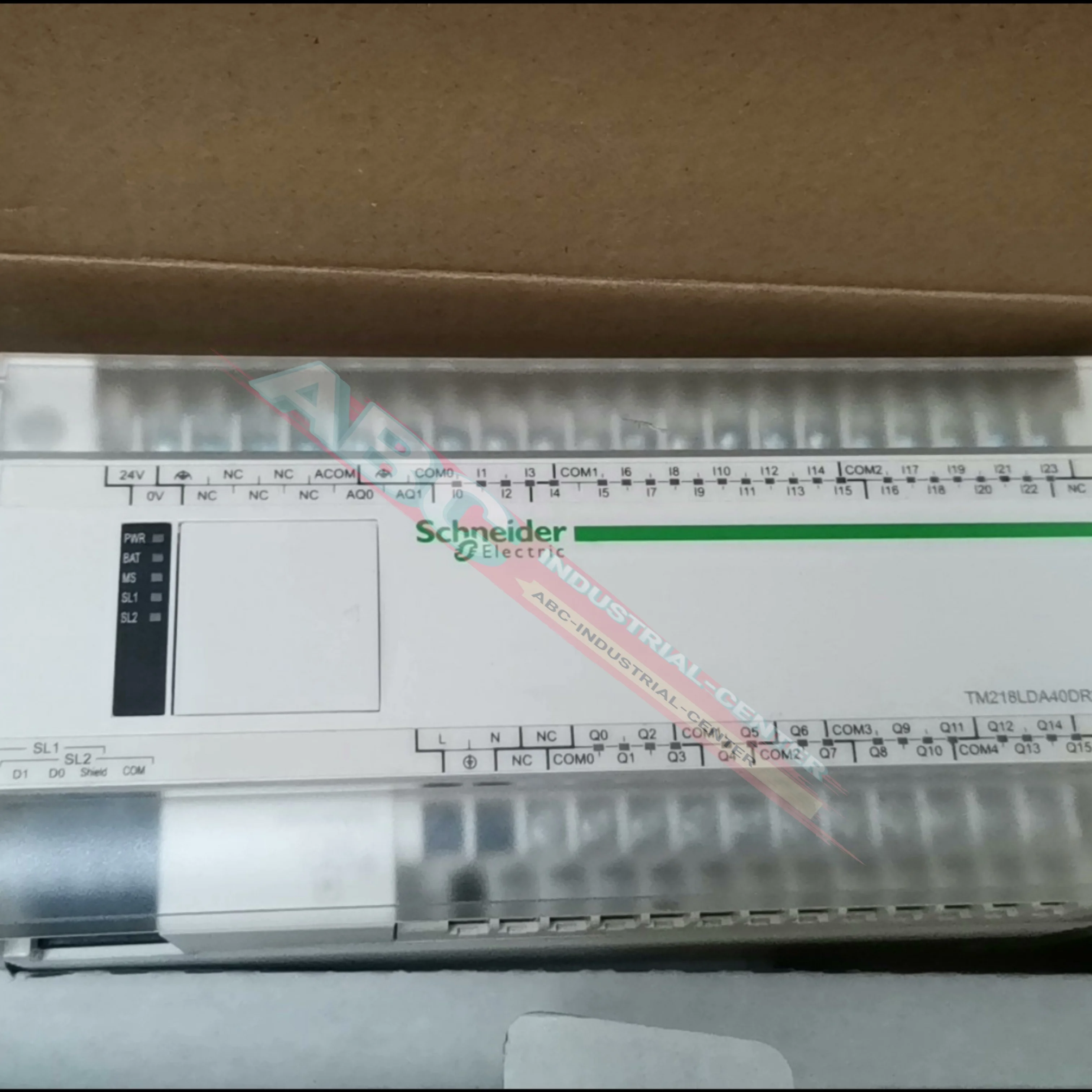 

Новый оригинальный контроллер ПЛК TM218LDA40DR2HN TM218LDA40DRN