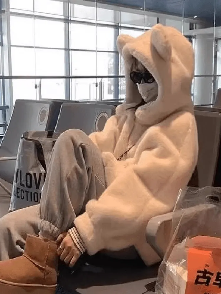 

Экологичная женская зимняя куртка с капюшоном и ушками медведя, жилет из овечьей шерсти, свободный крой, длинный рукав, для повседневной носки, Meveen