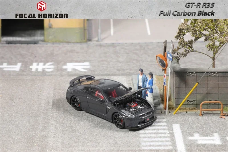 Focal Horizon FH 1:64 GT-R R35 Full Carbon Black Limited999 Diecast Model Car