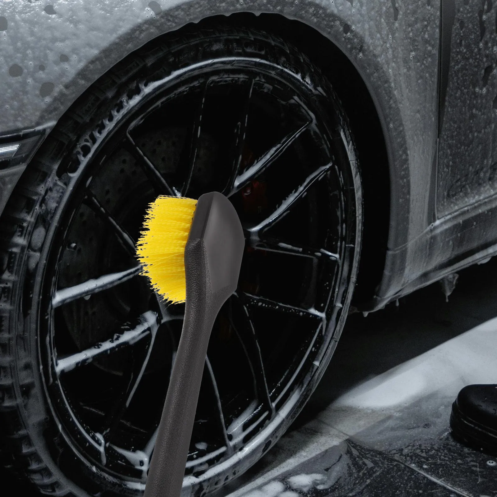 

Long Handle Car Tires Brush Wheel Cleaner Scrub Brush Heavy Duty Car Detailing Kit Suitable for Rims Tires Cleaning