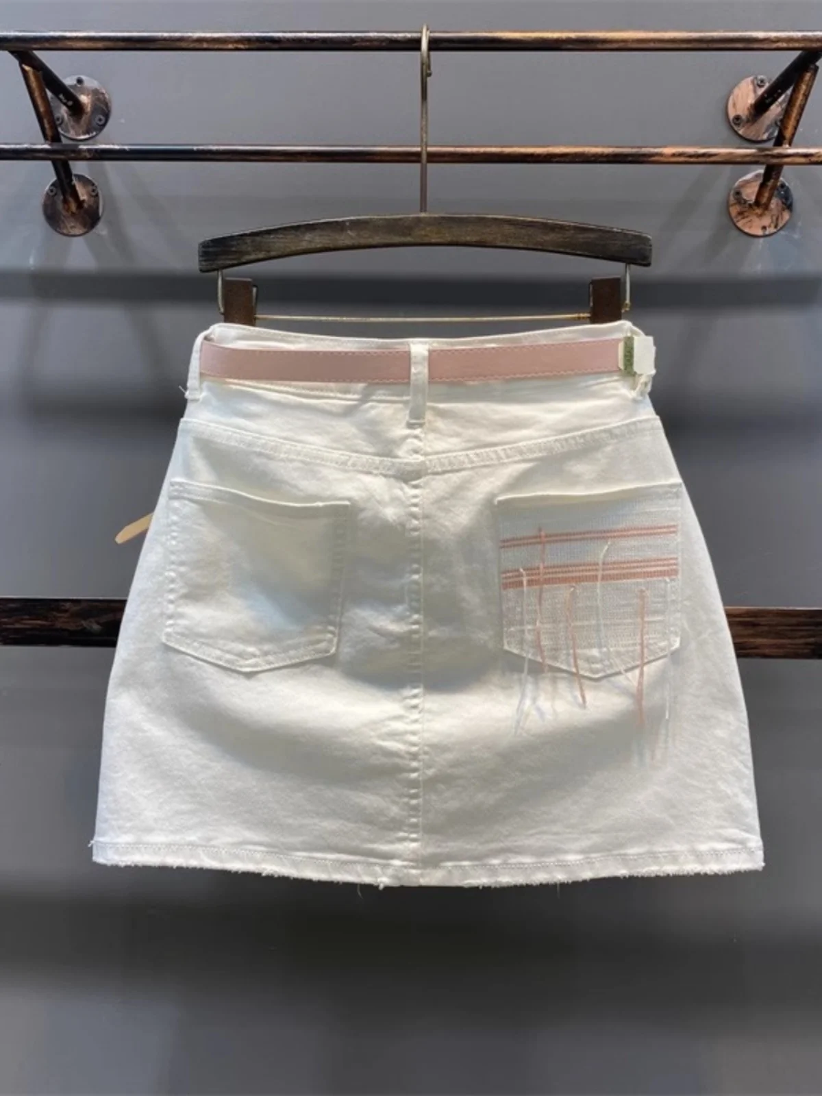 

White Embroidered High Waist Pocket Denim Skirt Women's Korean Style Summer Slimming A-Line Short Skirt Commute Fashion