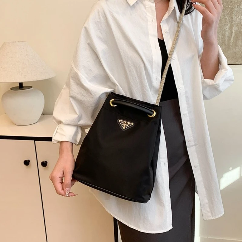 

Unique Elegant Clutch Bag One Shoulder High-End Gala Dinner Exquisite Fashionable Chic Effortless Dainty Elegant Portable