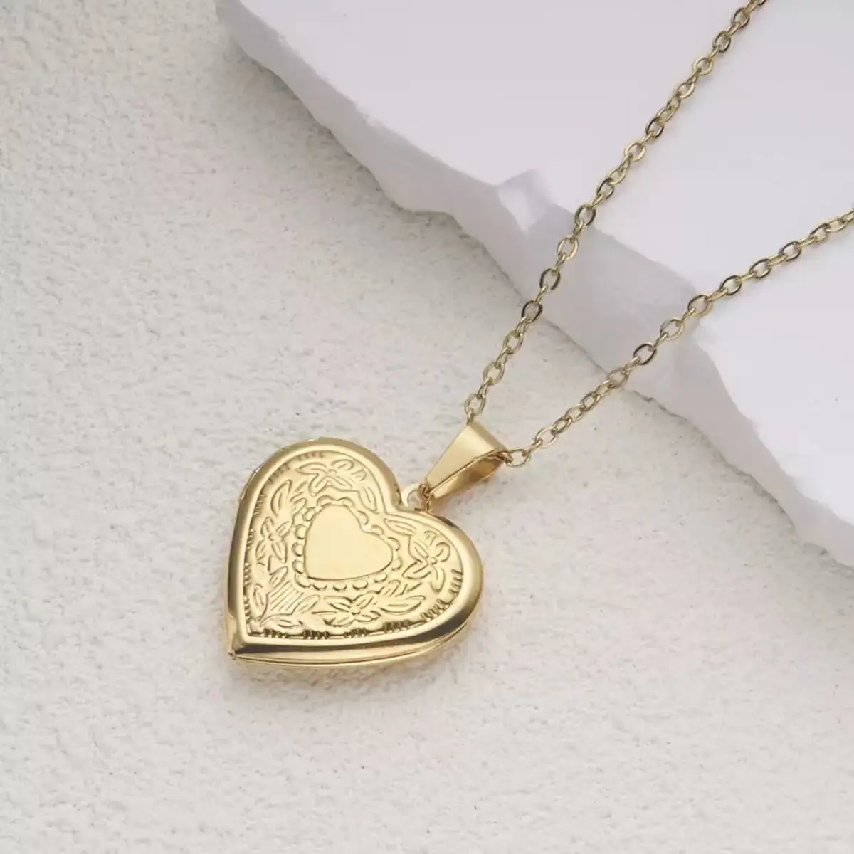 Romantic Heart Locket Pendants Female Gold Silver Color Stainless Steel Memorial Necklace For Women Jewelry Valentine Gift