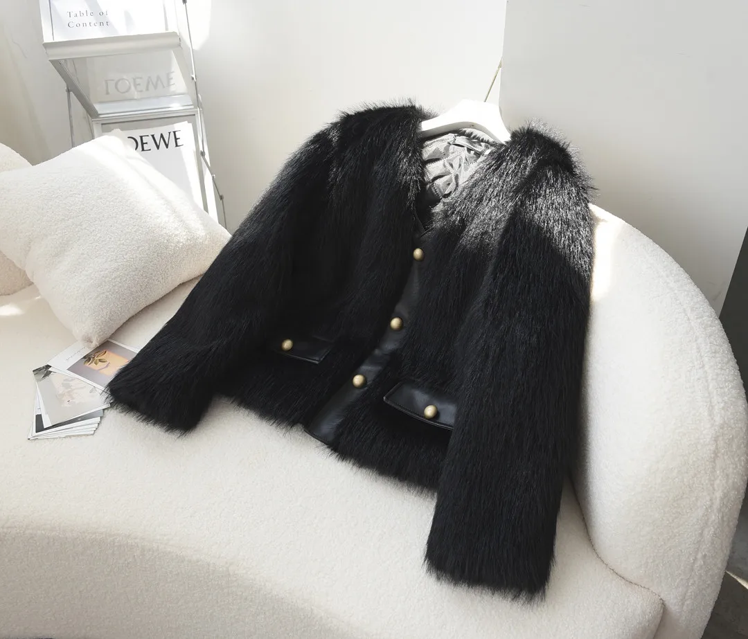New High-end Small fragrant fur Coat For women 2026 Autumn/Winter New Imitating Fox fur Fashion Young style Short Loose Fur Top