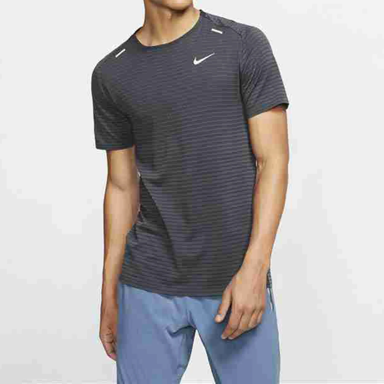 

Nike Authentic Summer Men's Training Sports Lightweight Breathable Short Sleeve T-Shirt CJ5345-010