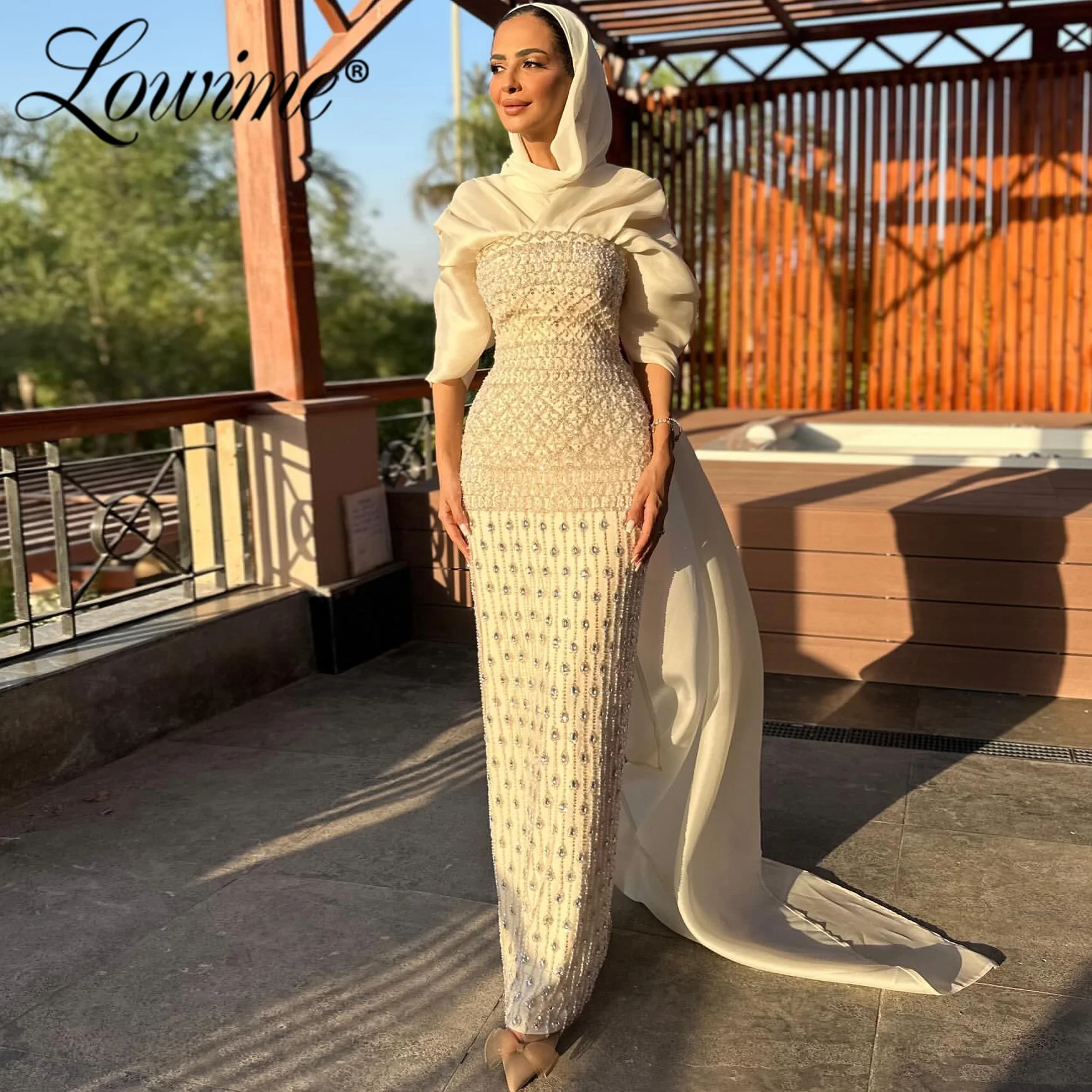 

Dubai Arabic Formal Occasion Evening Dress Half Sleeve Ivory Party Gowns Customized Heavy Beaded Crystals Prom Party Dresses