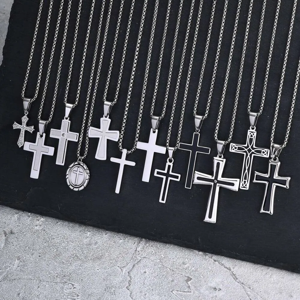 Stilvolle Herren-Kreuz-Halskette, silberfarbene Kreuz-Anhänger-Halskette aus Edelstahl, christlicher religiöser Glaube, Osterschmuck, Geschenk