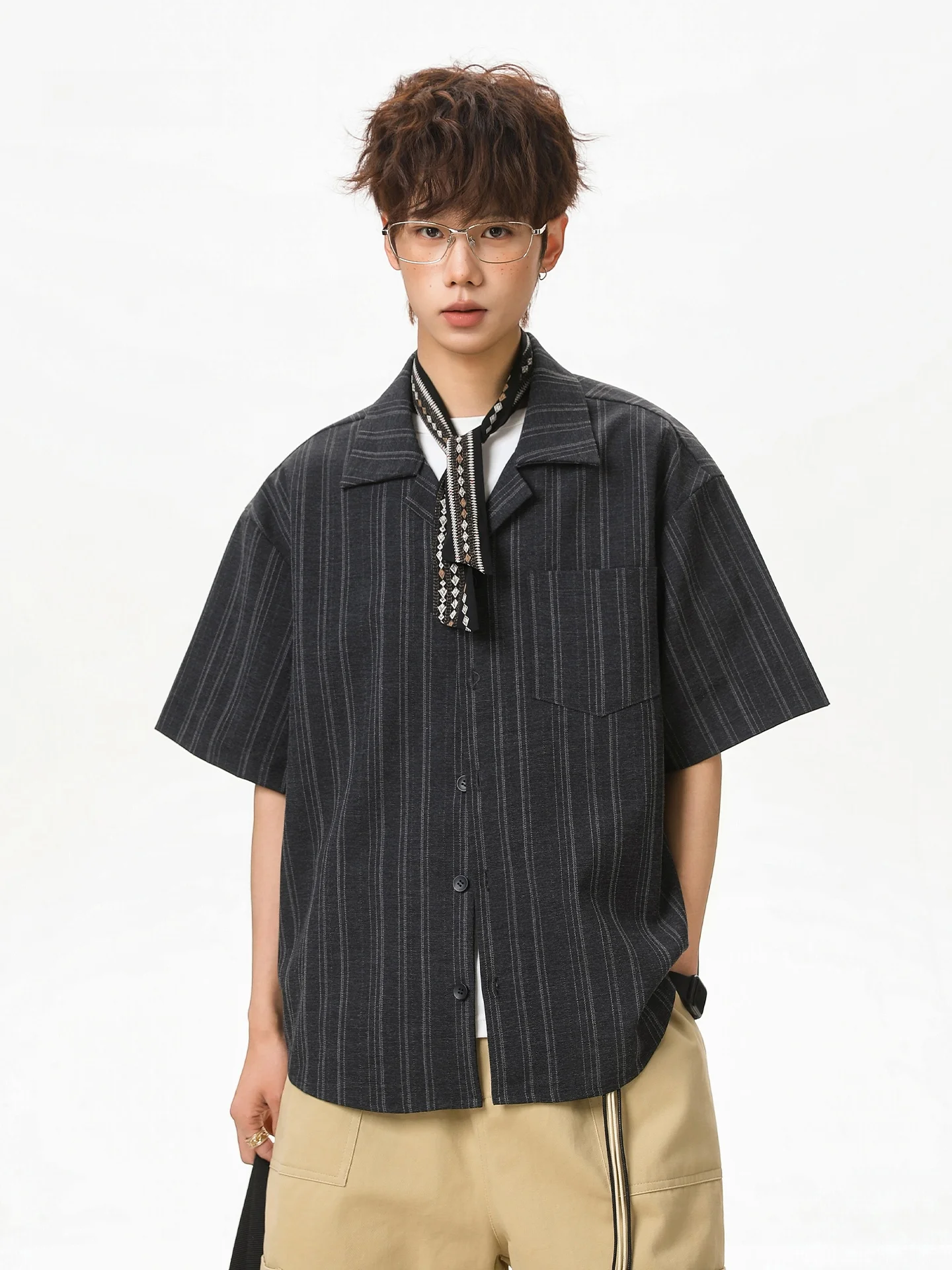 

Casual Cuban Collar Stripe Men's irt ort Sve Summer High Sensation Haome Japanese Sle Retro Commuting Casual irt