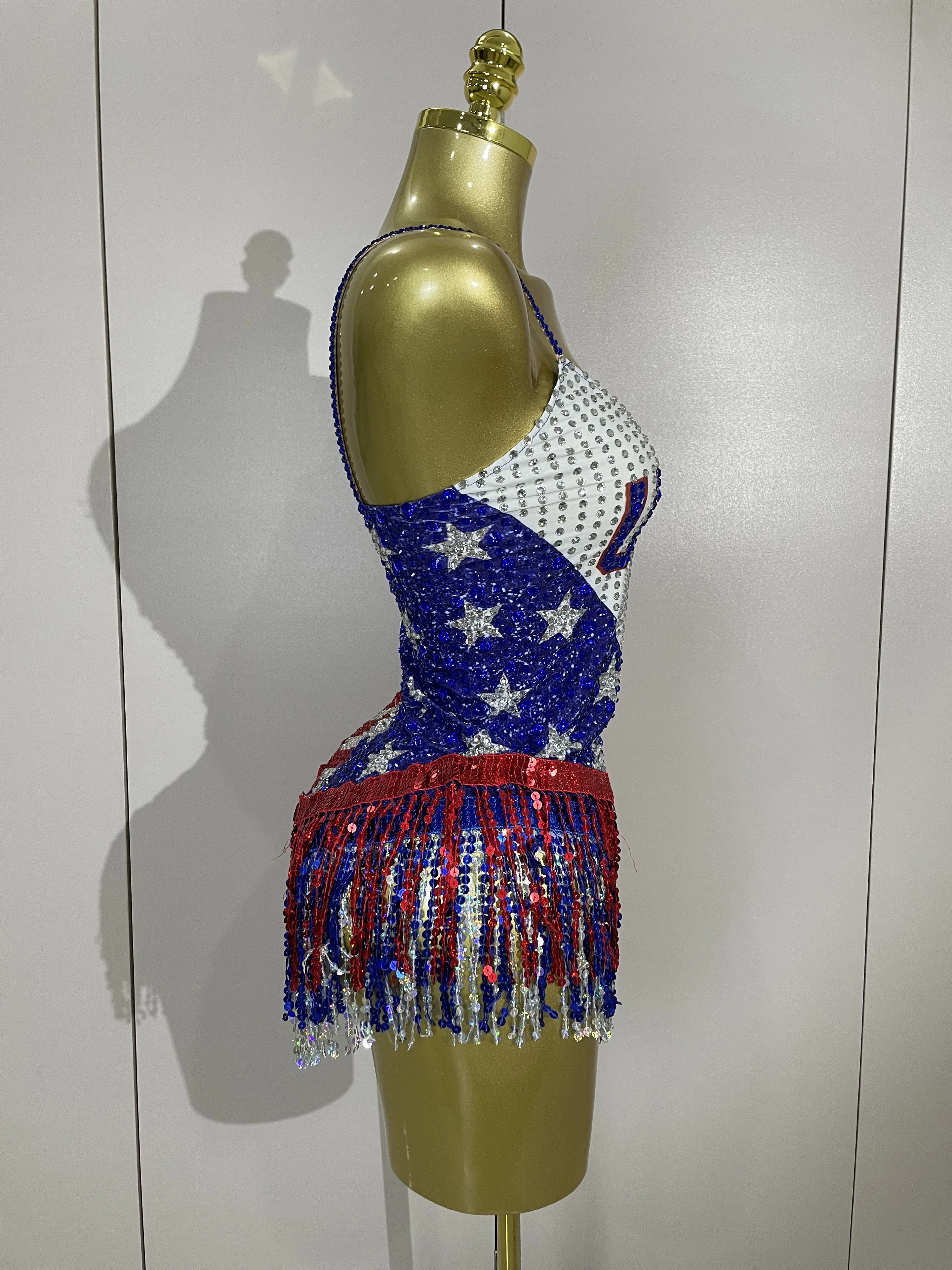 2025 جديد سباركلي الراين شرابة ارتداءها المرأة مثير فريق أداء ملابس رقص المغني راقصة يوتار عرض المرحلة ارتداء #4