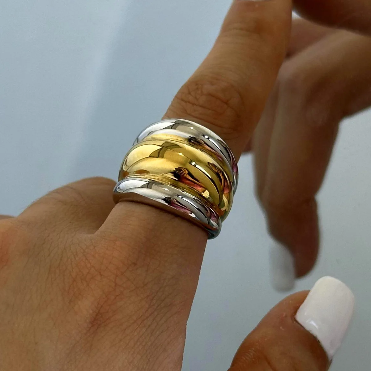 Yori Size 7 Unique Stainless Steel Waterproof Ring 18K PVD Plated Simple Rust Proof Jewelry Bijoux For Women Accessories Gift