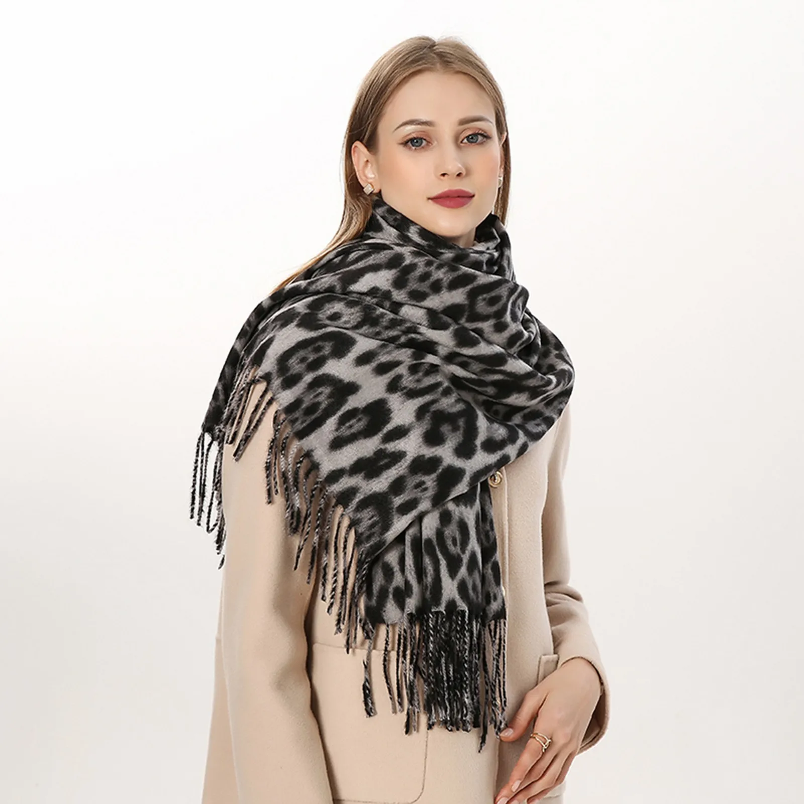 Autumn Winter Classic Leopard Scarf for Women Tassel Warm Scarves Soft Shawl Winter Warm Wrap New Multi-function Windproof Warm