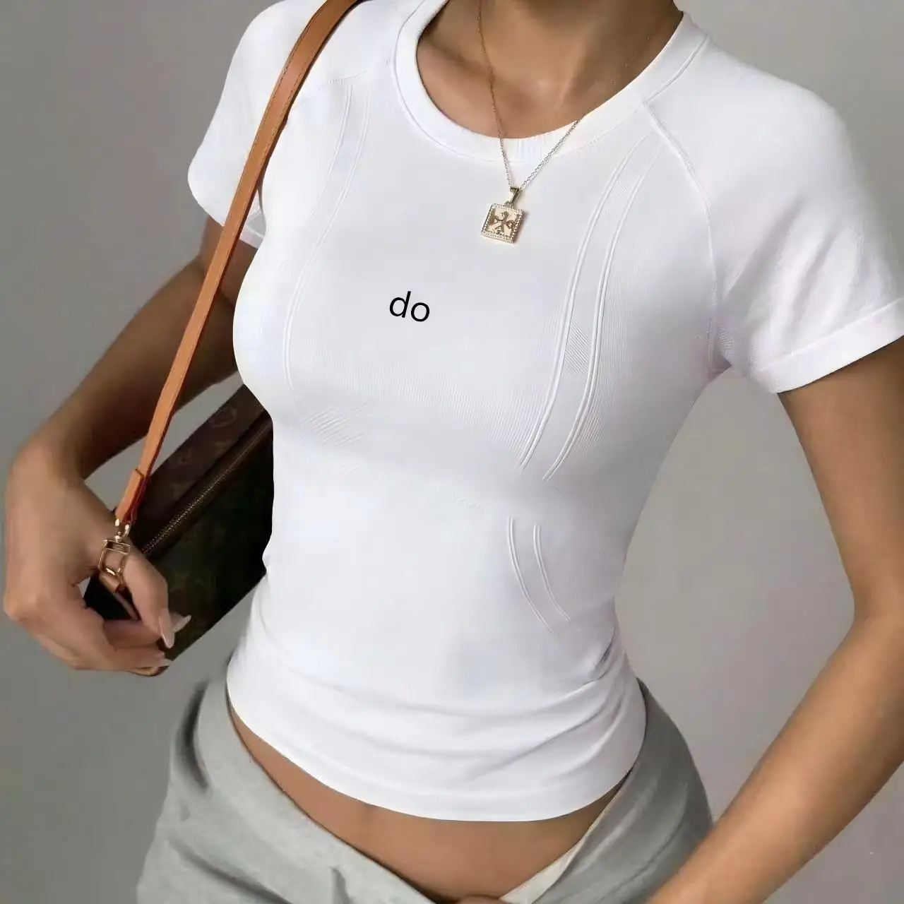 2026 sports short sleeved summer running speed dry T-shirt women's slim yoga clothes top Pilates training fitness clothes yoga