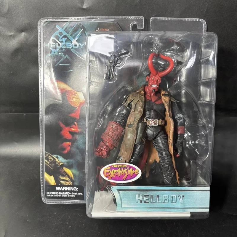 Nieuwe Mezco Hellboy Anime Action Figure 7 inch Beweegbare Standbeeld Pvc Model Ornament Collectie Speelgoed Geschenken Op Voorraad