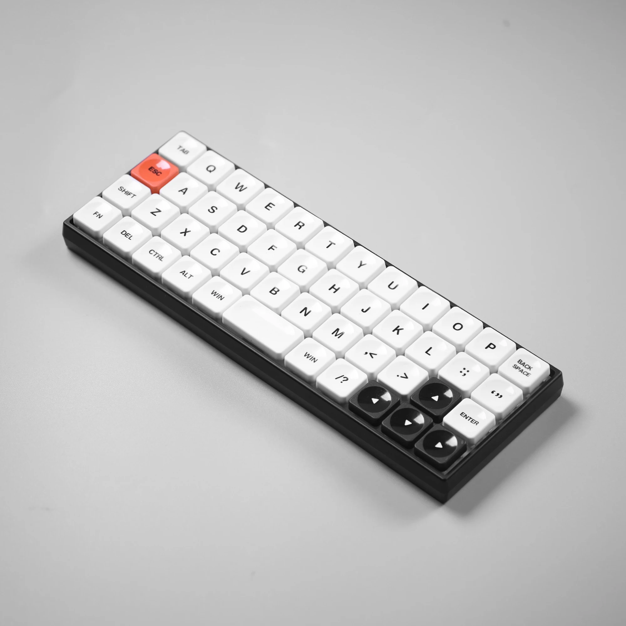Chosfox Geonix Rev.2 MX ロープロファイルメカニカルキーボード