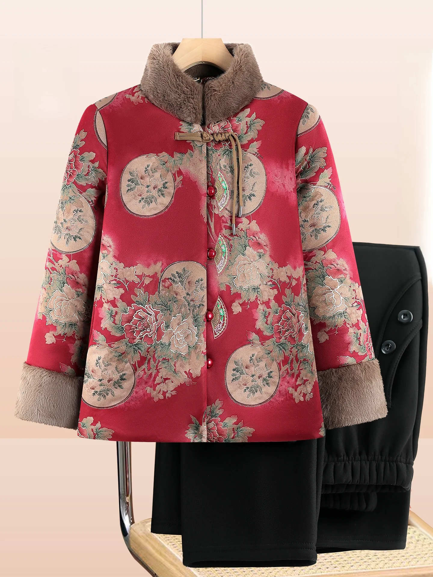 

Традиционный китайский женский хлопковый костюм с воротником-стойкой, пуговицами и вышивкой, теплый, с длинными брюками, женское пальто