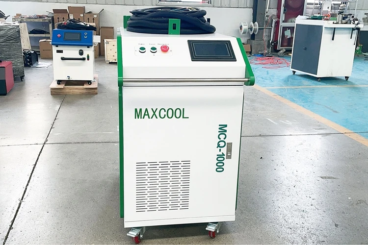 500W JPT Pulse Laser Cleaning Rust Removal Machine Laser Paint Removal Cleaner For Metal Cleaning