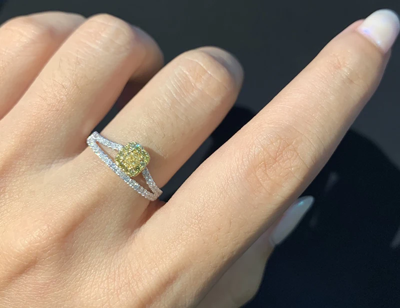 KUGG 100% 18K White Gold Rings Fashion Shiny Design Real Natural Yellow Diamond Engagement Ring for Women High Party Jewelry