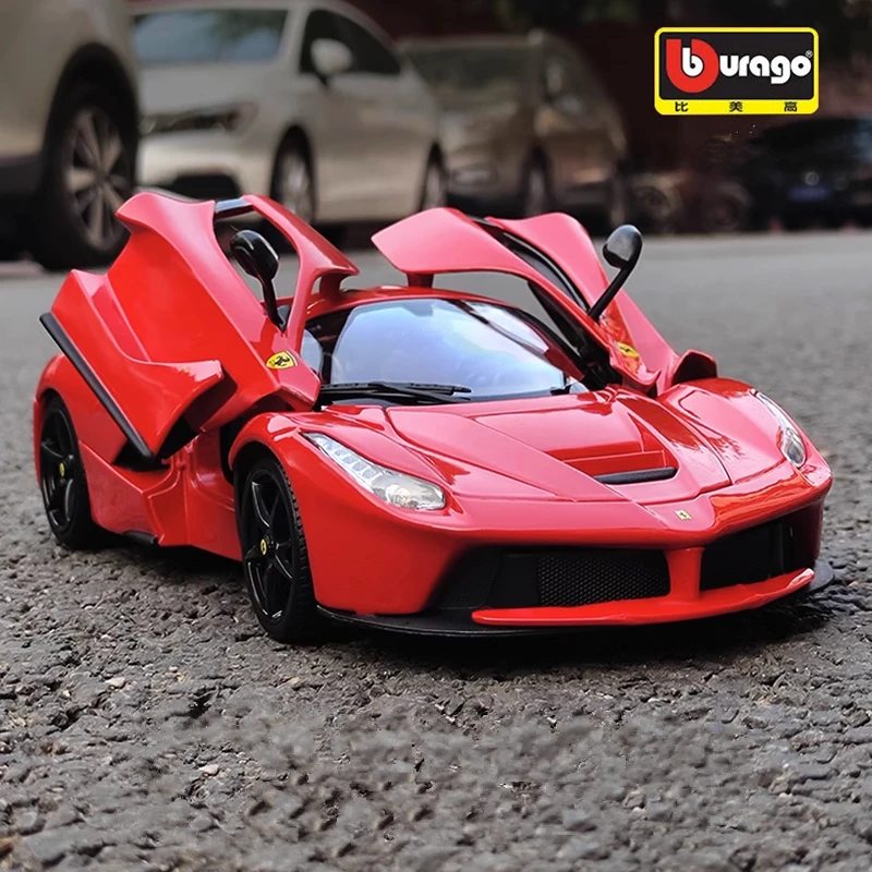 Bburago 1:24 Ferrari LaFerrari Alloy Sports Car Model Diecasts Metal Toy Racing Car Model Simulation Collection Childrens Gifts