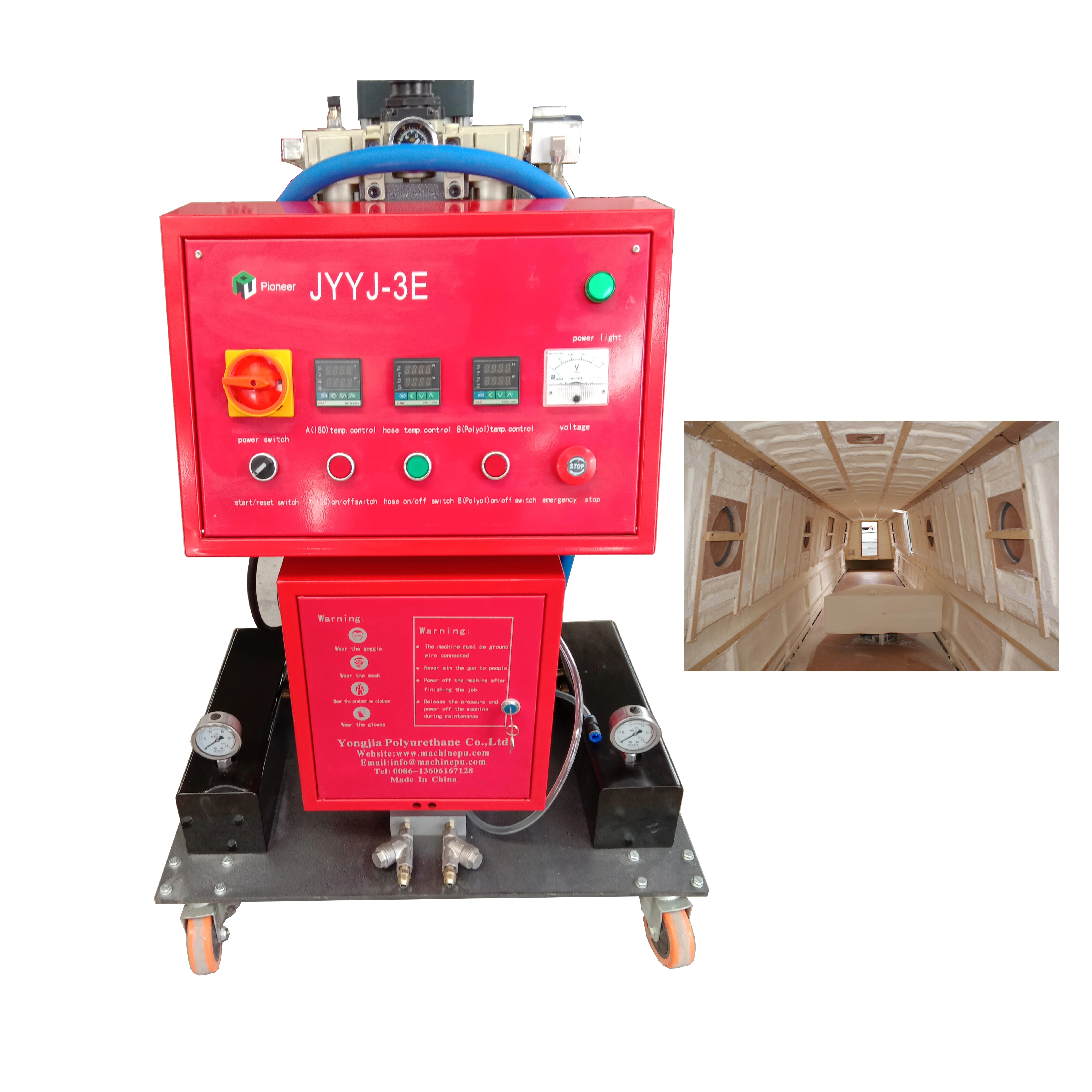 آلة صنع رغوة البولي يوريثين العازلة على الحائط