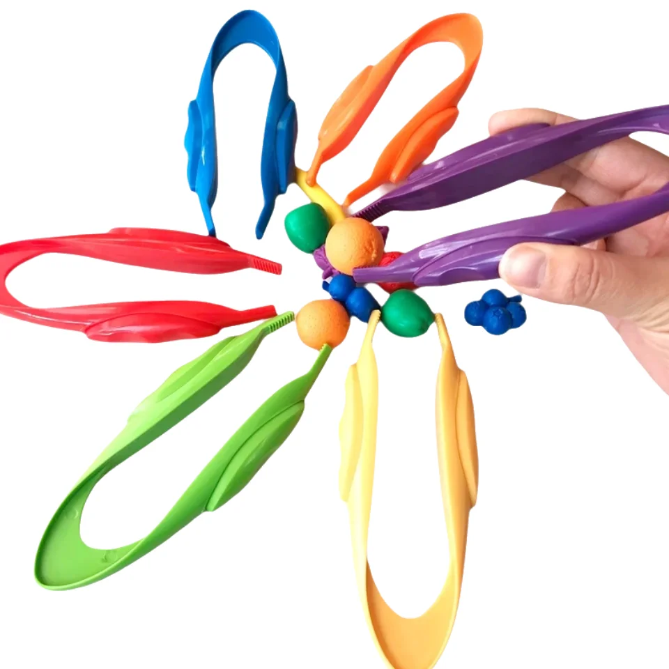 Montessori Teaching Aid for Fine Motor Skills Child-Friendly Colored Plastic Tweezers for Grasping and Observing Experiments