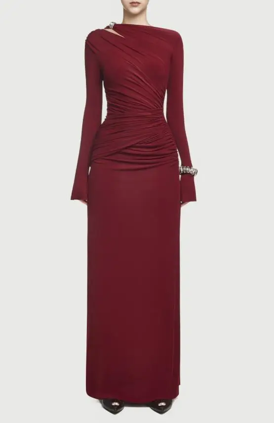 

Autumn and Winter New Women's Fashion Hollow Pleated Long Skirt, Solid Color Temperament, Simple and Slim Fit Long Skirt