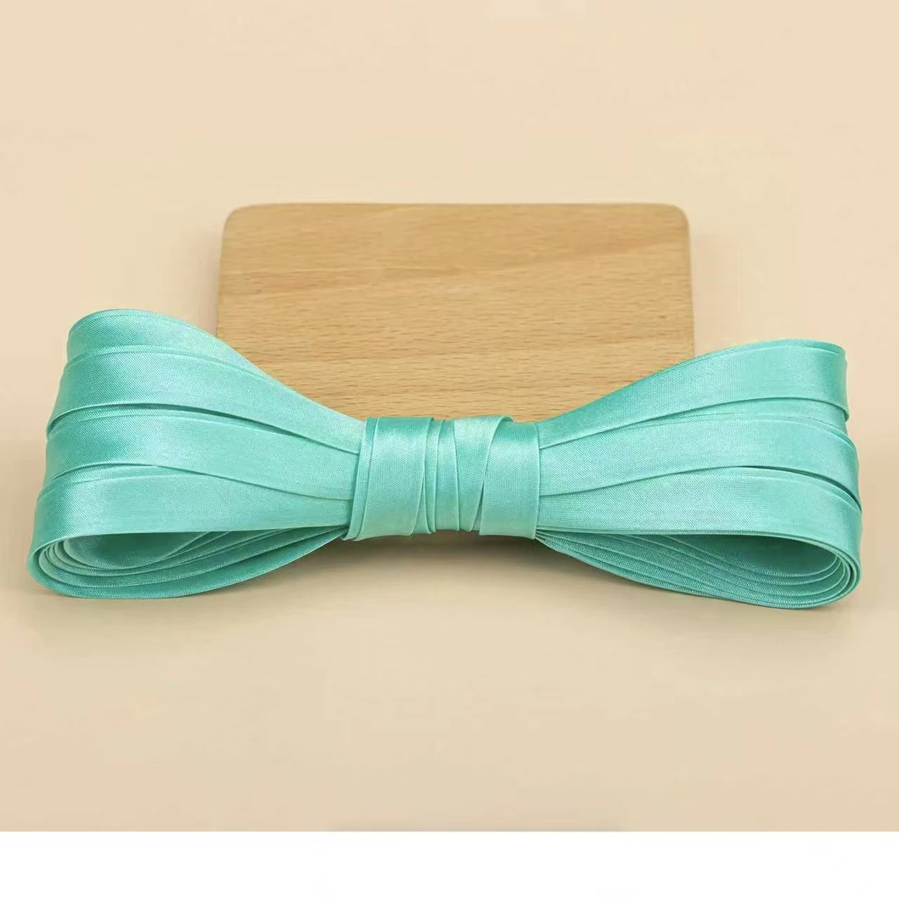 10 M * 1.2 CM Simple Style Satin Fabric Edging Strip Clothing Accessories Soft and Delicate Rolling Strip Clothing Edging Ribbon