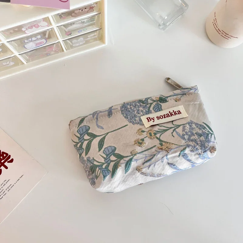 Women Floral Makeup Bags Cosmetic Bag Organizer Pouch Travel MakeUp Toiletry Bag Canvas Beauty Case Pencil Case Travel Organizer