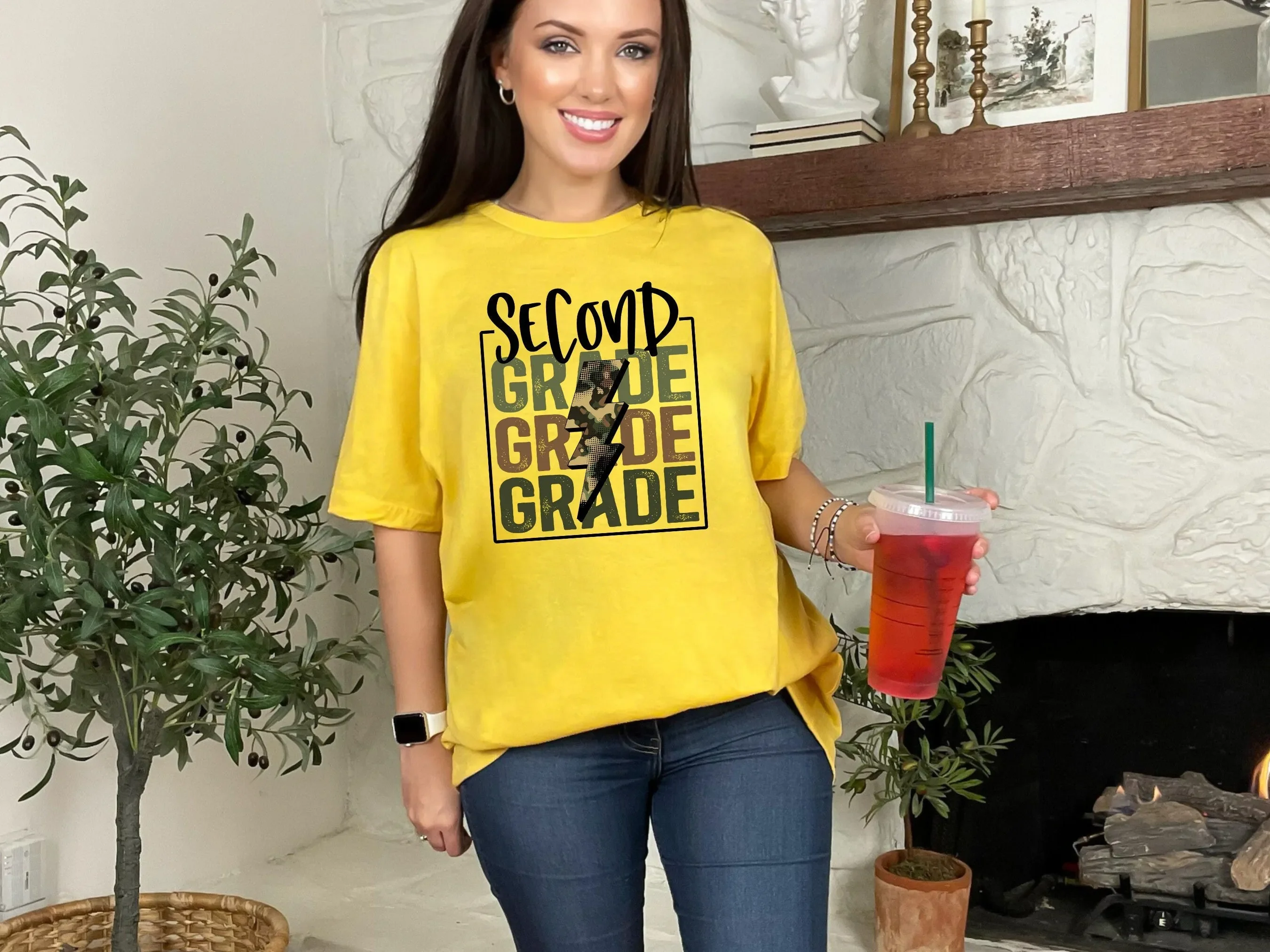 Second Grade T Shirt Back To School Hello Retro Teacher 2Nd