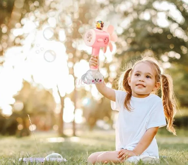 Bubble machine, giocattolo a bolle d'aria elettrico per bambini, completamente automatico e senza perdite