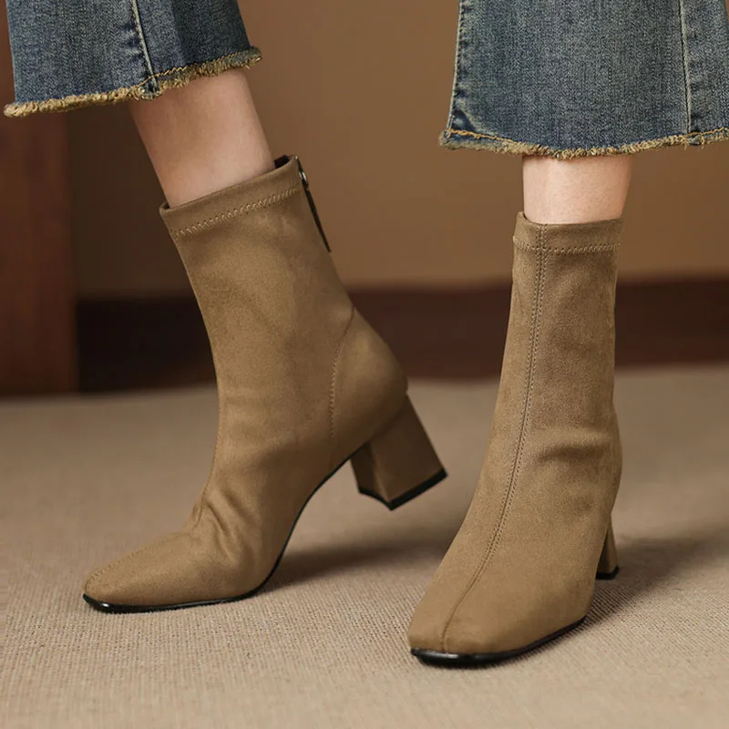 المرأة الجلد المدبوغ حذاء من الجلد ساحة تو كعب متوسط لينة مريحة سيدة أحذية الظهر زمم 2025 جديد وصول Phoentin FT4218