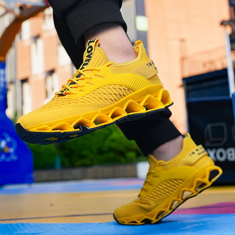 

Large Size Blade Running Shoes for Men Antiskid Damping Cool Outsole Walking Trekking Leisure Summer Running Zapatills Sneakers