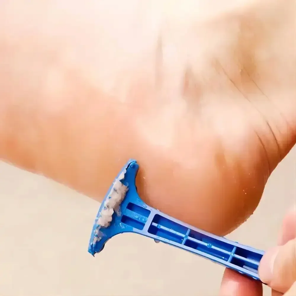 مجموعة سكاكين العناية ببشرة القدم للبشرة الميتة وإزالة مسامير القدم وقبضة غير قابلة للانزلاق مثالية للباديكير المنزلي وتنعيم القدم